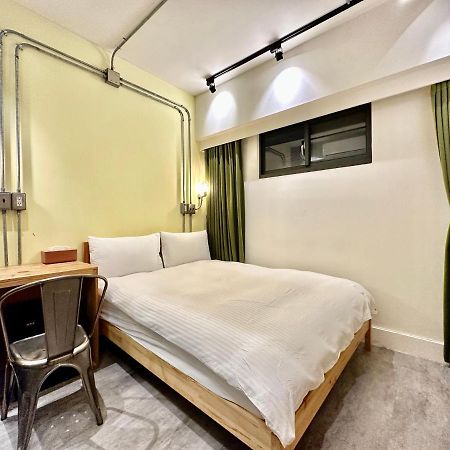 小鹿 Homestay Taichung Exteriör bild