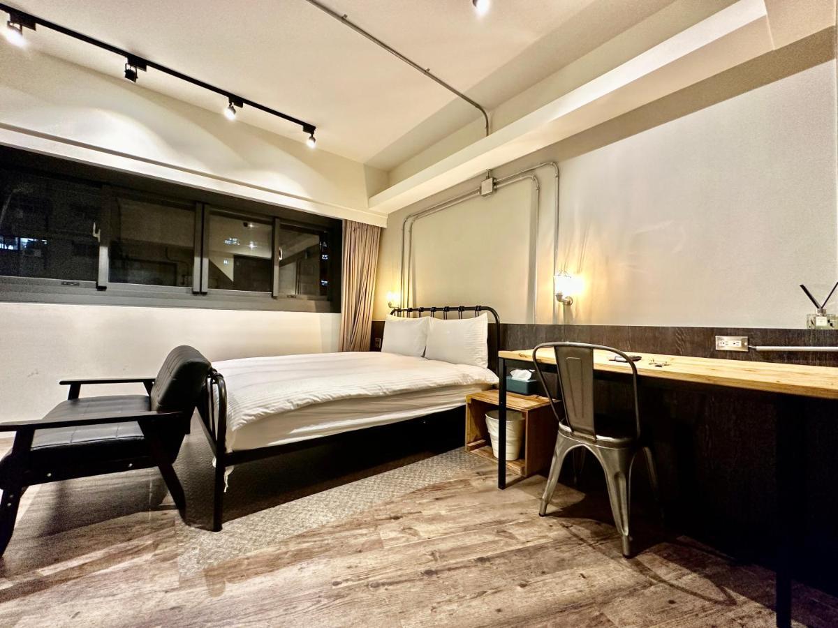 小鹿 Homestay Taichung Exteriör bild