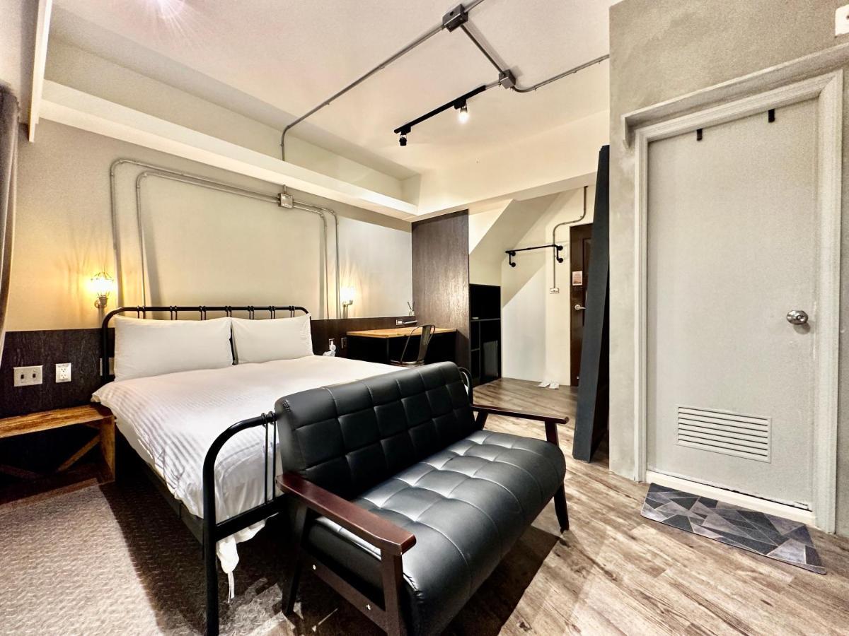 小鹿 Homestay Taichung Exteriör bild