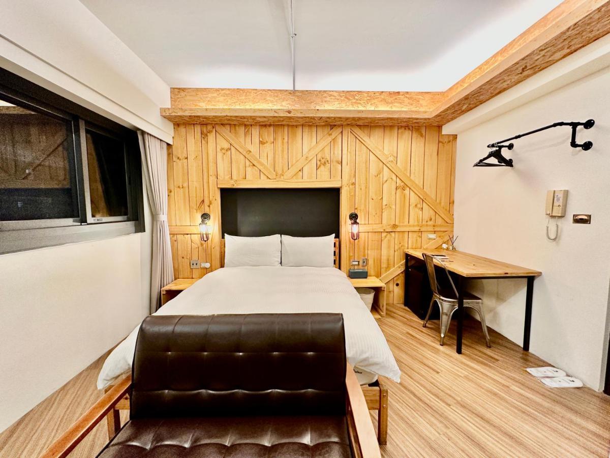 小鹿 Homestay Taichung Exteriör bild