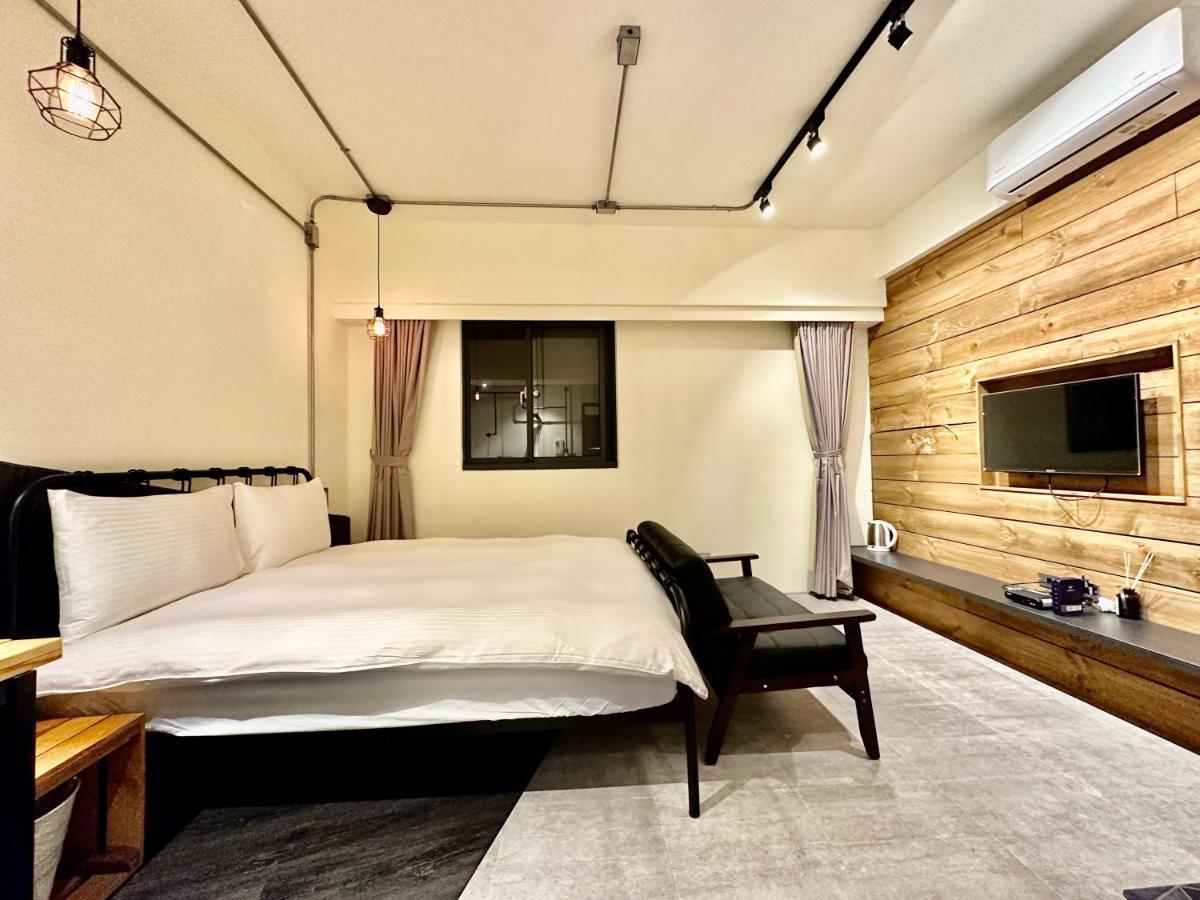 小鹿 Homestay Taichung Exteriör bild