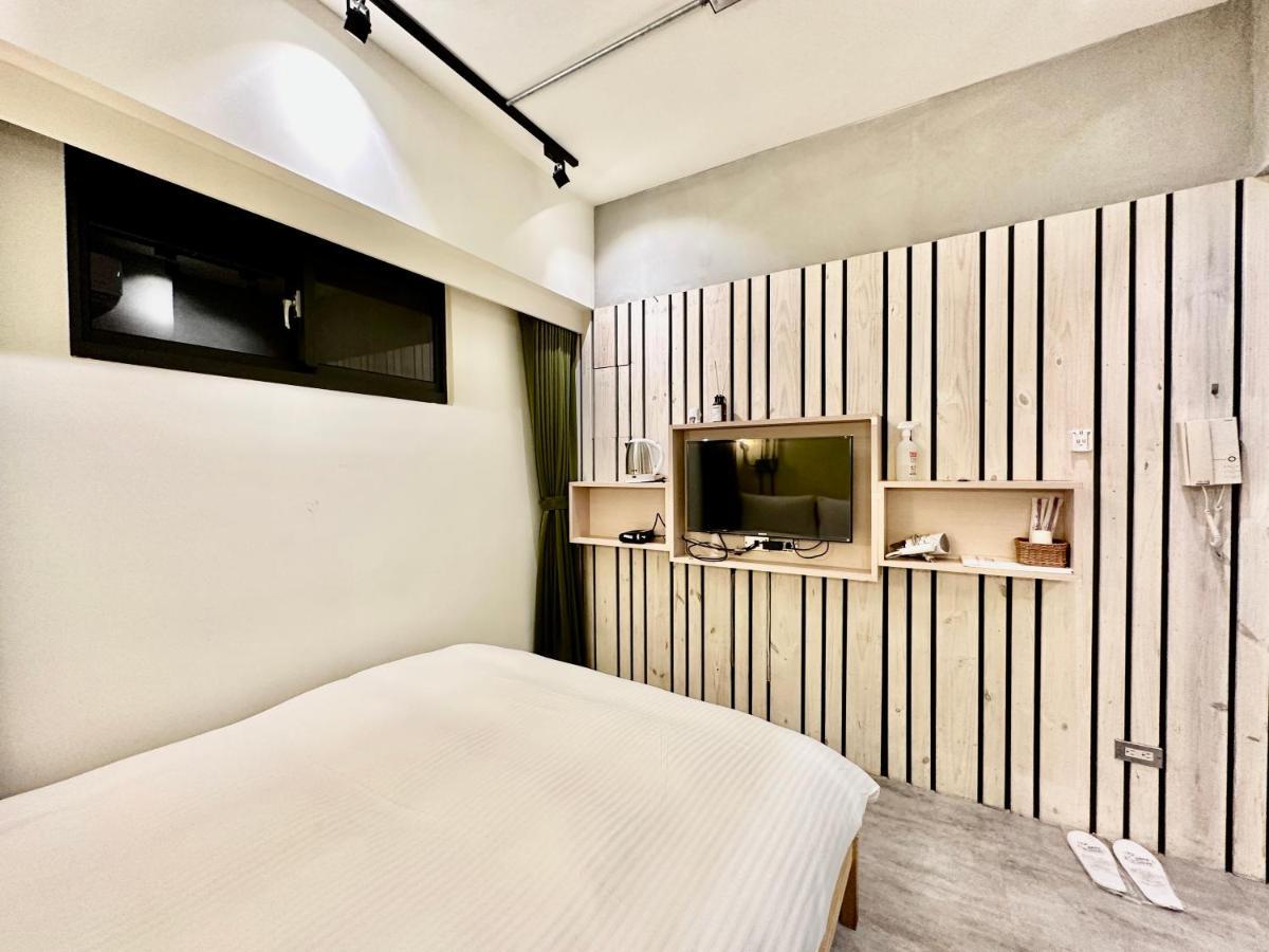 小鹿 Homestay Taichung Exteriör bild