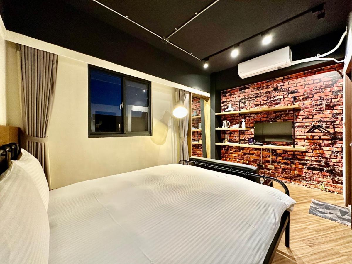 小鹿 Homestay Taichung Exteriör bild
